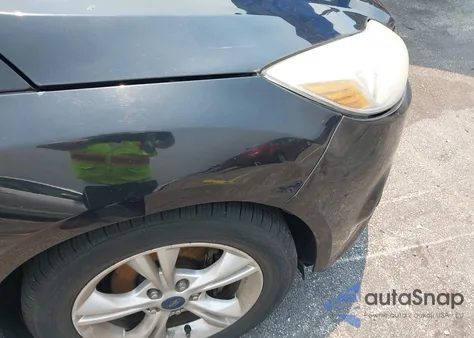 2014 Ford Focus Se z USA, uszkodzony, nr VIN 1FADP3K20EL214169